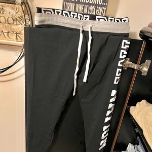 💥NWT Campus vs pink leggings